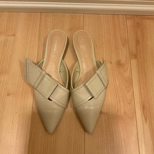 Zara - cream leather flat sandals